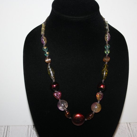 Beautiful colorful glass beaded necklace adjustable 17-23" - Picture 5 of 5
